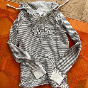 NWT vail sweatshirt